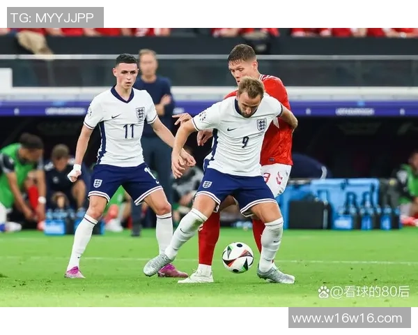 足球明星夺冠时穿的衣服究竟价值多少背后的故事与意义分析 足球明星夺冠时穿的衣服究竟价值多少背后的故事与意义分析