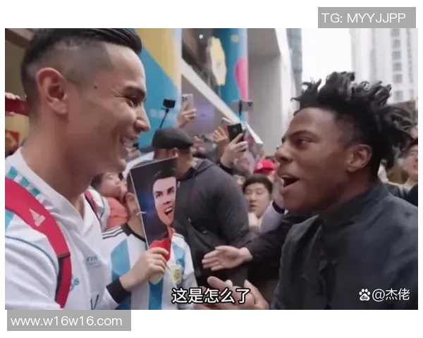 足球明星巧妙拦下保安视频引发热议网友纷纷点赞其幽默风趣 足球明星巧妙拦下保安视频引发热议网友纷纷点赞其幽默风趣