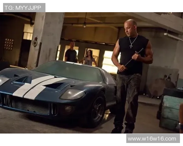 足球明星挑战极限驾驭激情与速度的完美结合体验汽车之旅 足球明星挑战极限驾驭激情与速度的完美结合体验汽车之旅