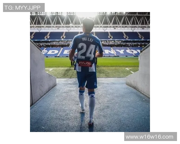 足球明星携手小红书开启全新社交平台推广时代引领潮流风向标