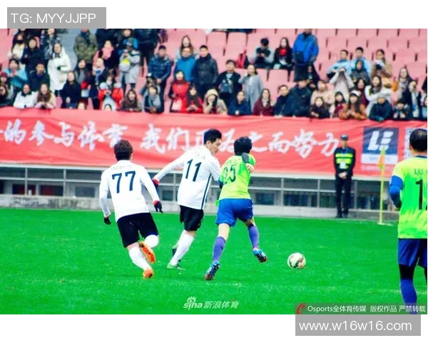 足球明星搞笑综艺大集合精彩瞬间回顾欢乐不停歇