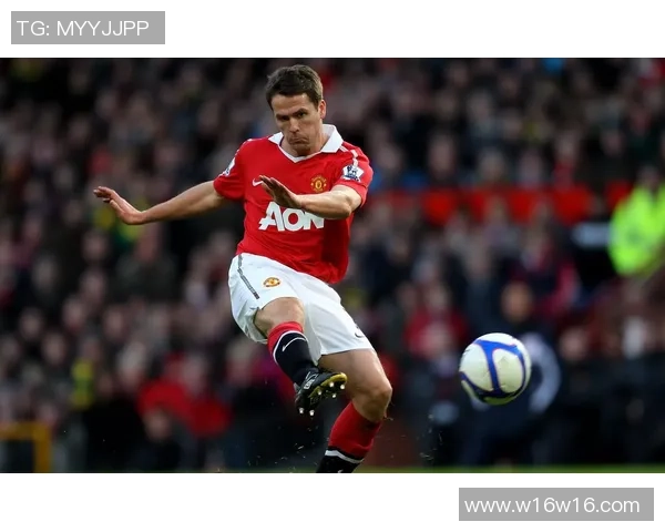 足球明星欧文与妻子的甜蜜生活揭秘及家庭幸福瞬间分享