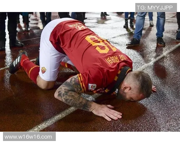 足球明星深情亲吻中国粉丝展现友谊与热爱引发热烈反响 足球明星深情亲吻中国粉丝展现友谊与热爱引发热烈反响