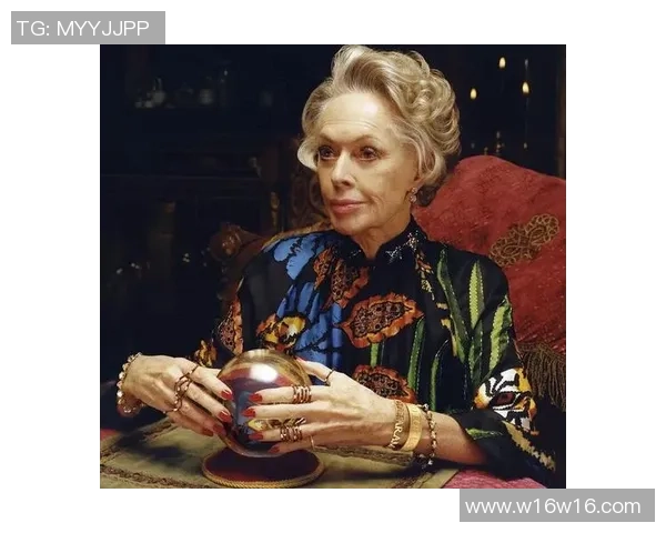 足球明星的妻子们生活揭秘下载独家资料让你了解她们的故事与风采