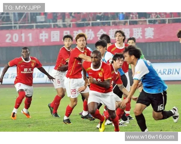 足球明星的成就与中国足球发展的差距与启示分析